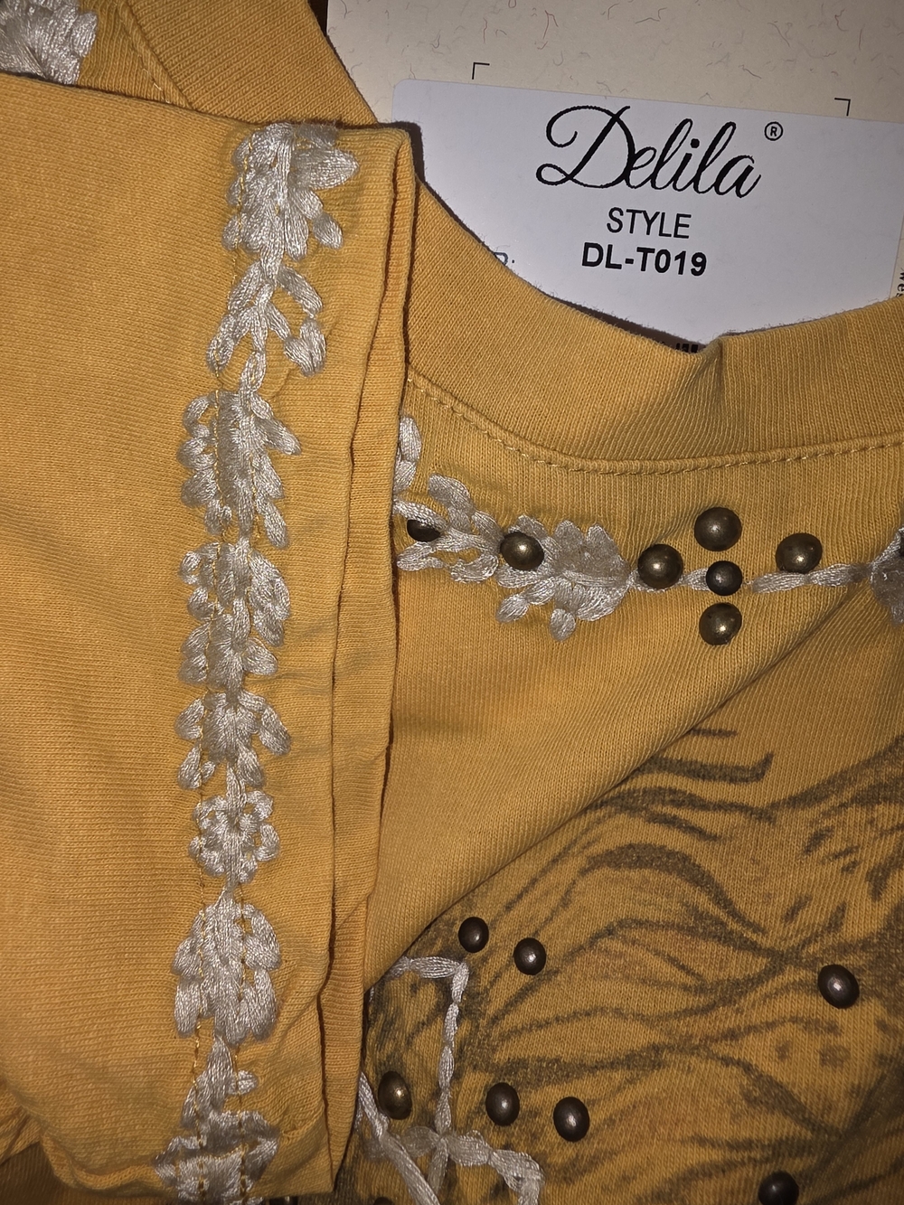 Delilah Wear Yellow Short Sleeve Tee with Beaded Neckline and Feather Print - Picture 3 of 4